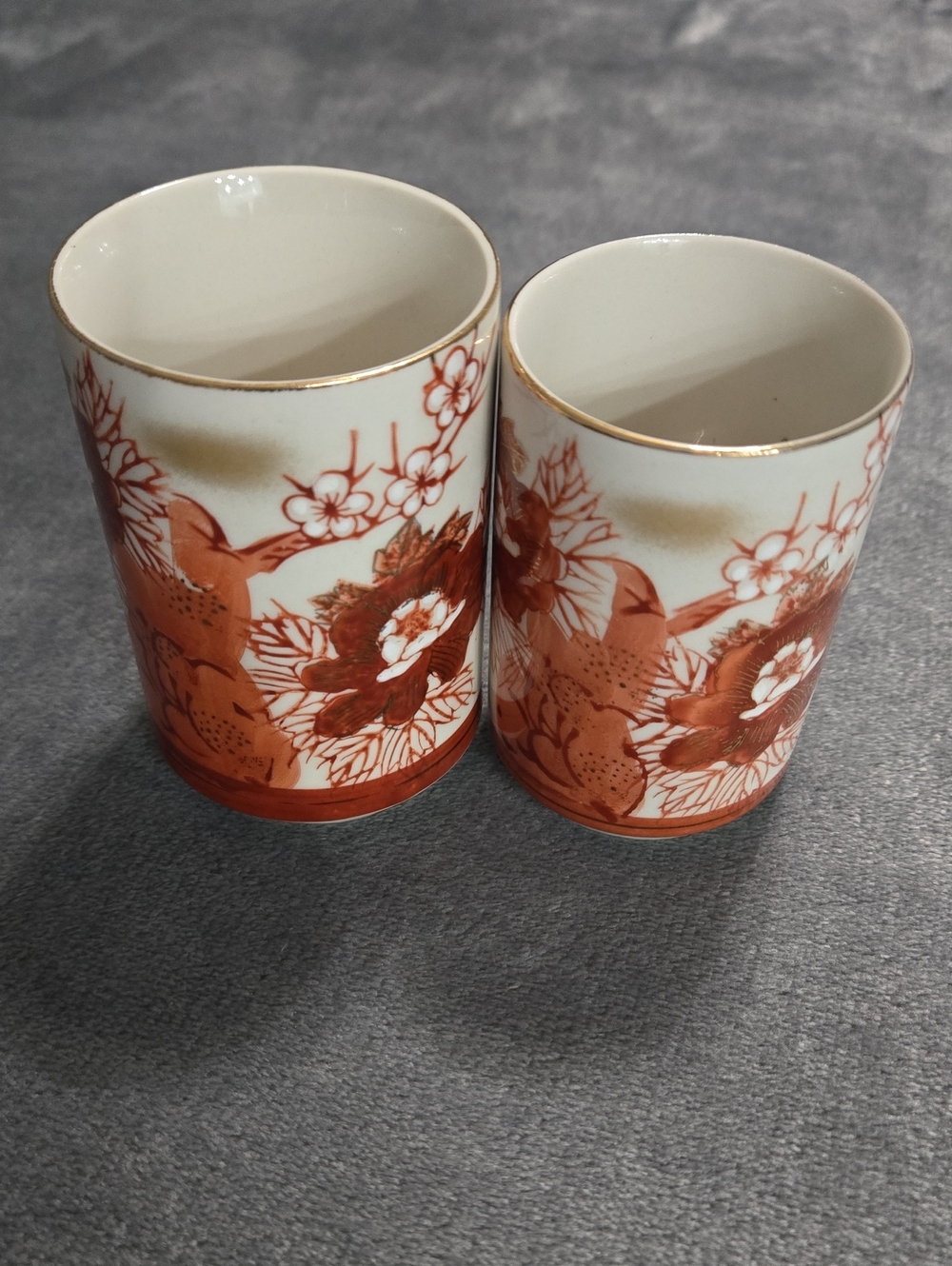 Vintage Japanese Kutani Porcelain Teacup, Featuring Red and Gold Hand-painted